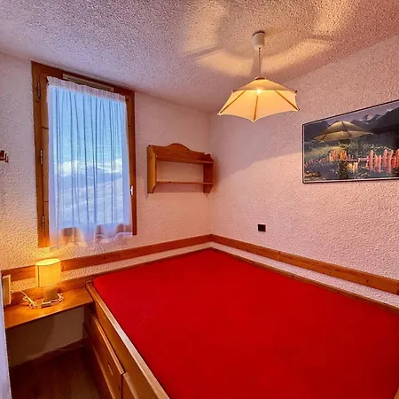 2 Pieces Pour 5 Pers. A - Animaux Admis - Fr-1-353-98 Apartment La Plagne